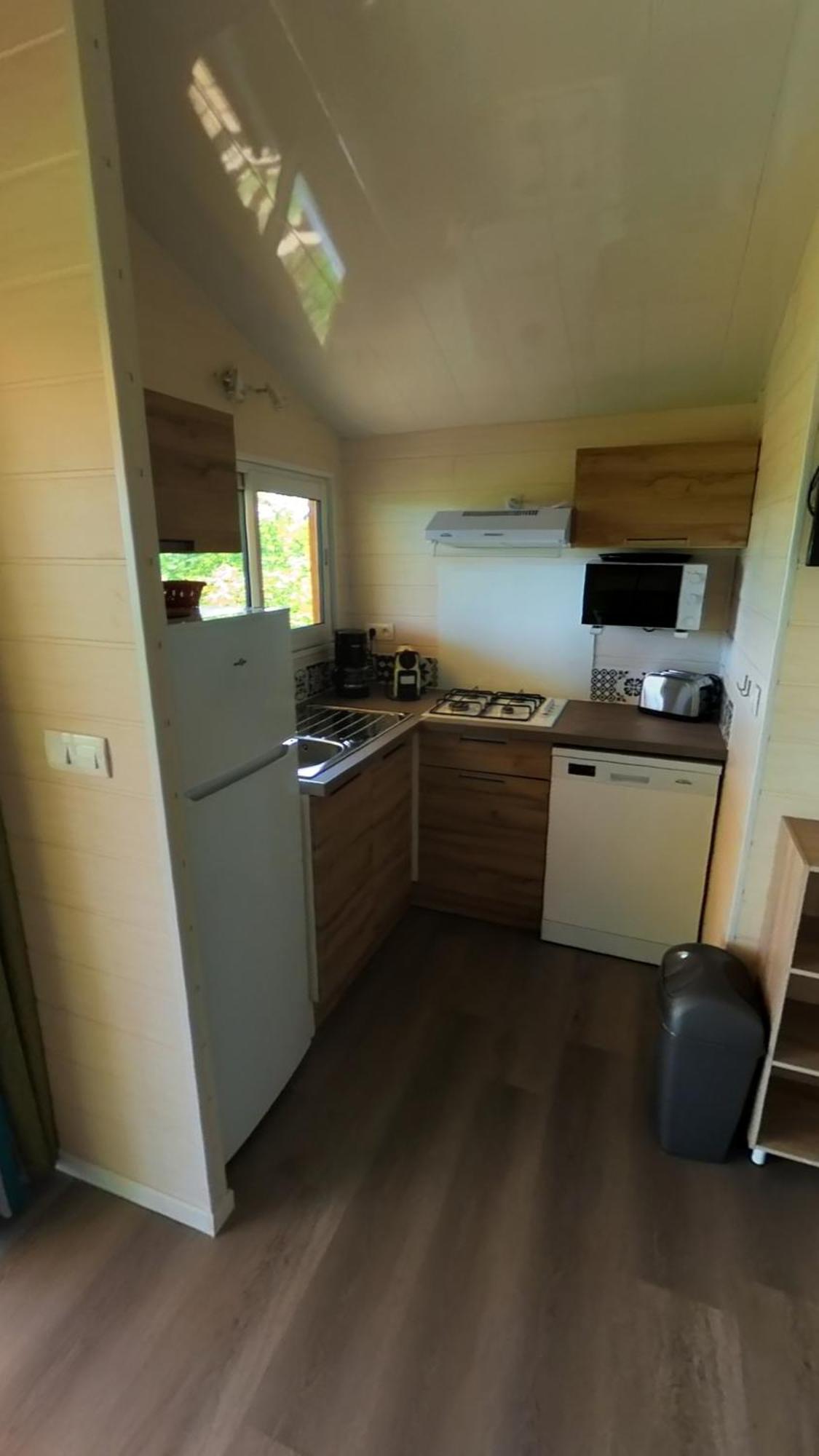 Camping Les Terrasses De Dordogne Rouffignac Saint-Cernin Quarto foto