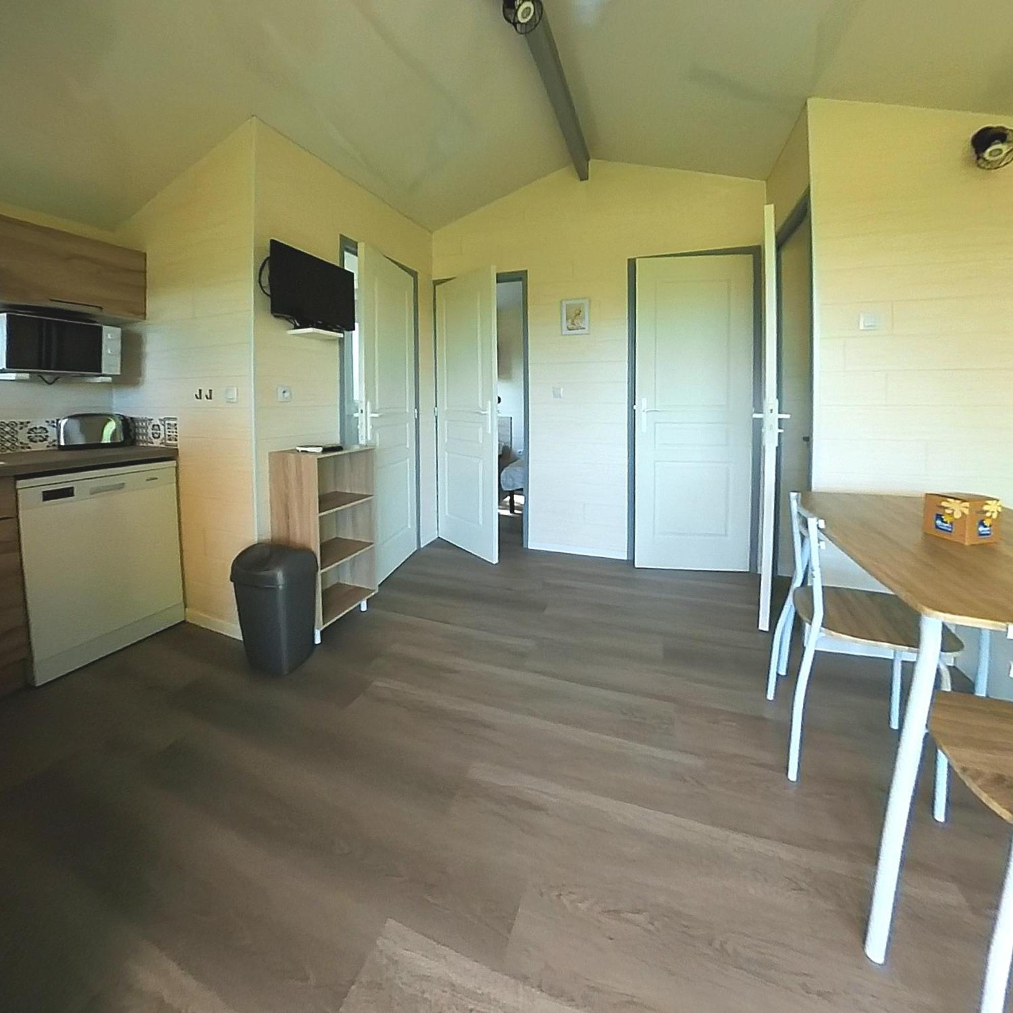 Camping Les Terrasses De Dordogne Rouffignac Saint-Cernin Quarto foto
